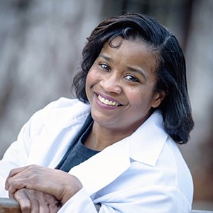 Dr. Lainna Callentine